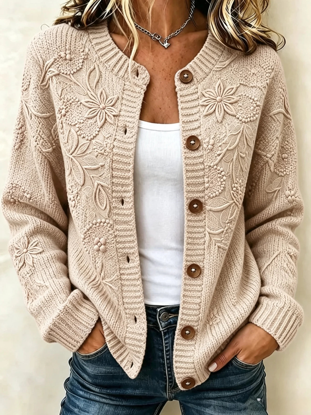 Riah™ | Casual and comfortable long-sleeved floral cardigan