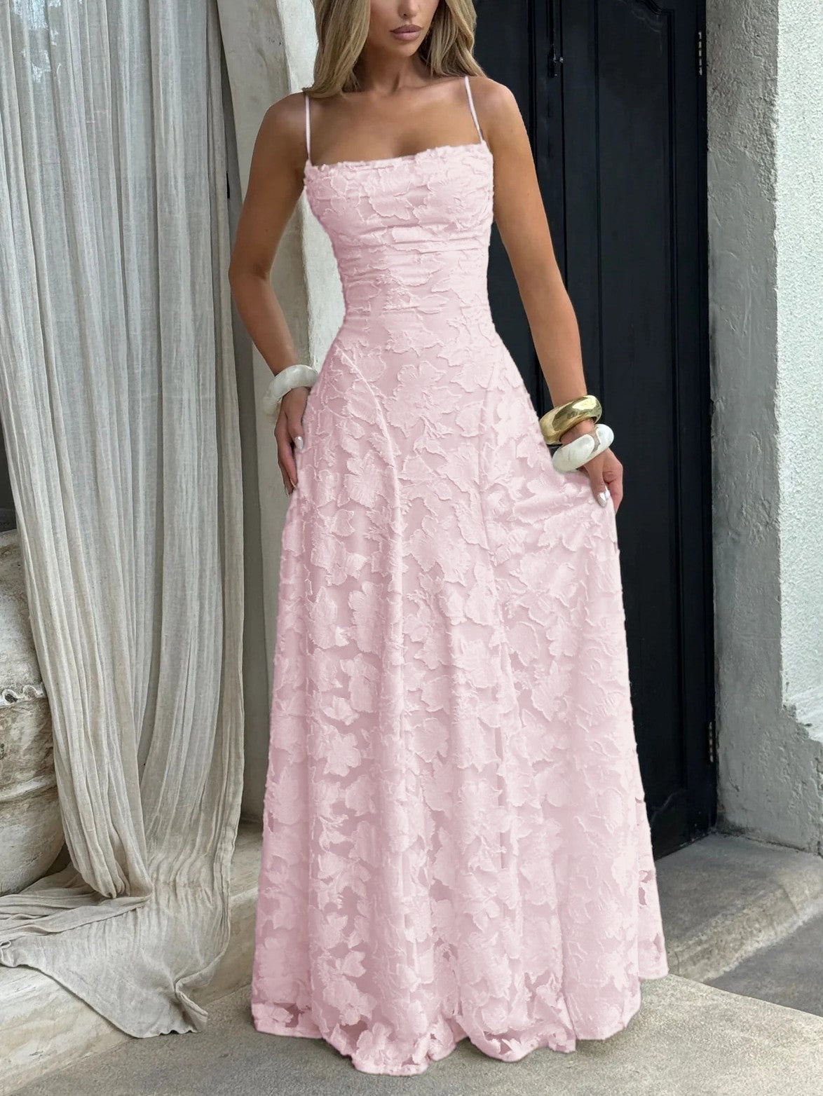 Soraya | Robe de soirée luxueuse en jacquard à encolure droite