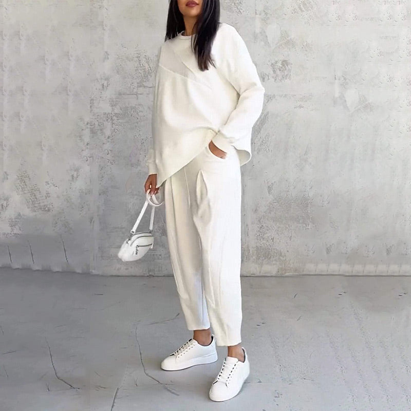 Amanda | Long-sleeved sweatshirt and pants with an asymmetrical hem