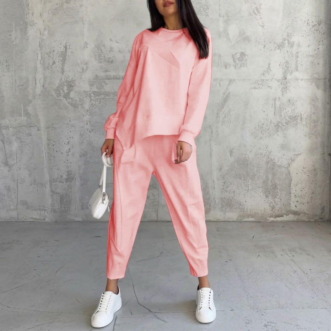 Amanda | Long-sleeved sweatshirt and pants with an asymmetrical hem