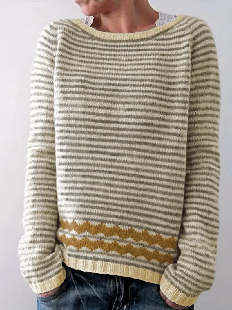 Lillian - Casual sweater with subtle stripes