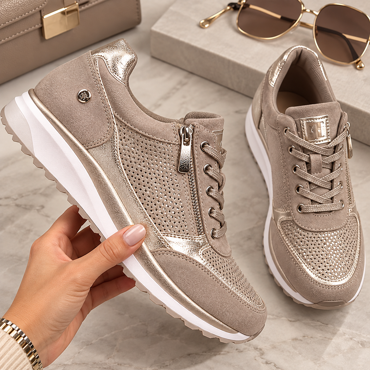 Ilaria | Comfortable Zip-Up Sneakers