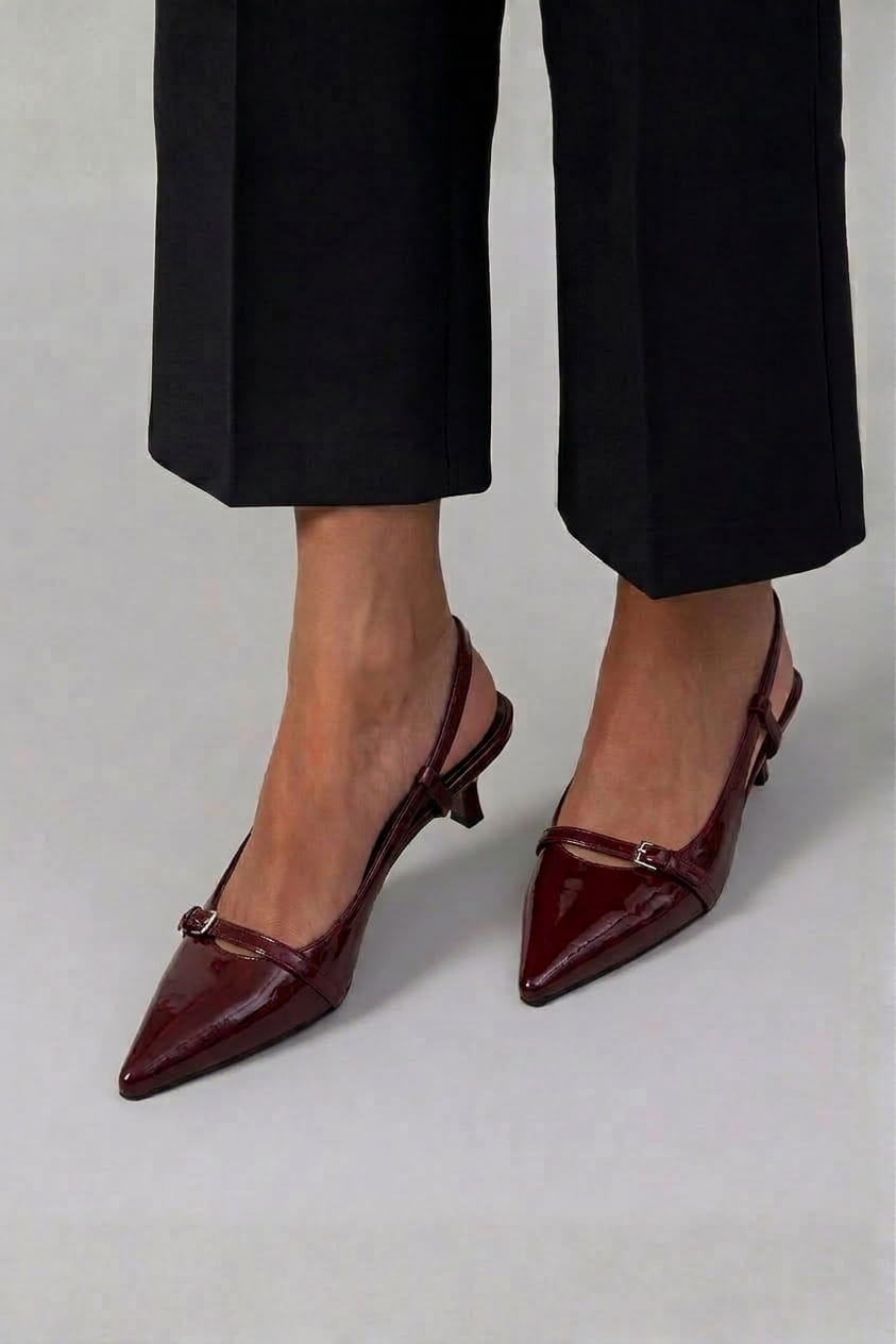 Camilla | Pointed Low-Heel Sandals
