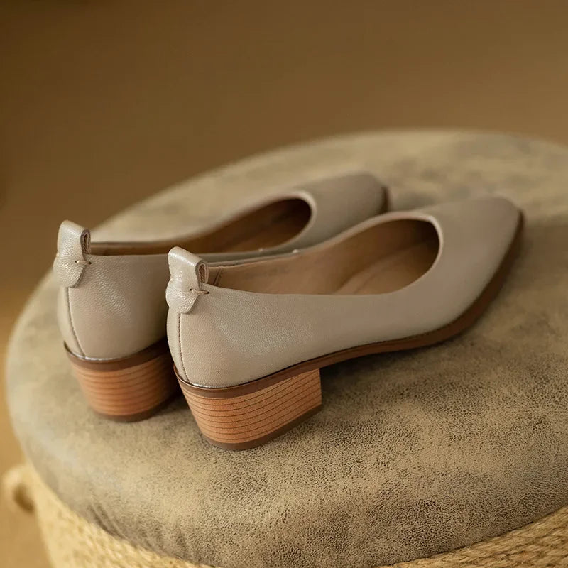Helen | Classic Chic Pumps