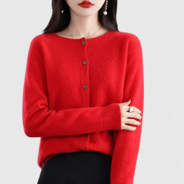 Lyxandria - Comfortable Cardigan