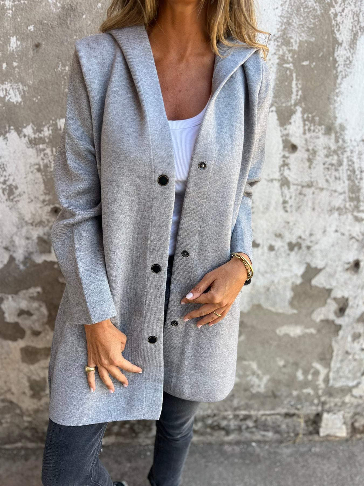Clothilde | Long cardigan à capuche boutonné