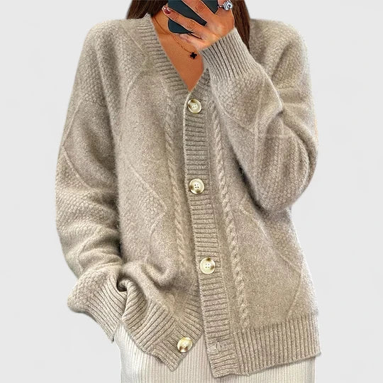 Solenyahh - Comfortable Cardigan