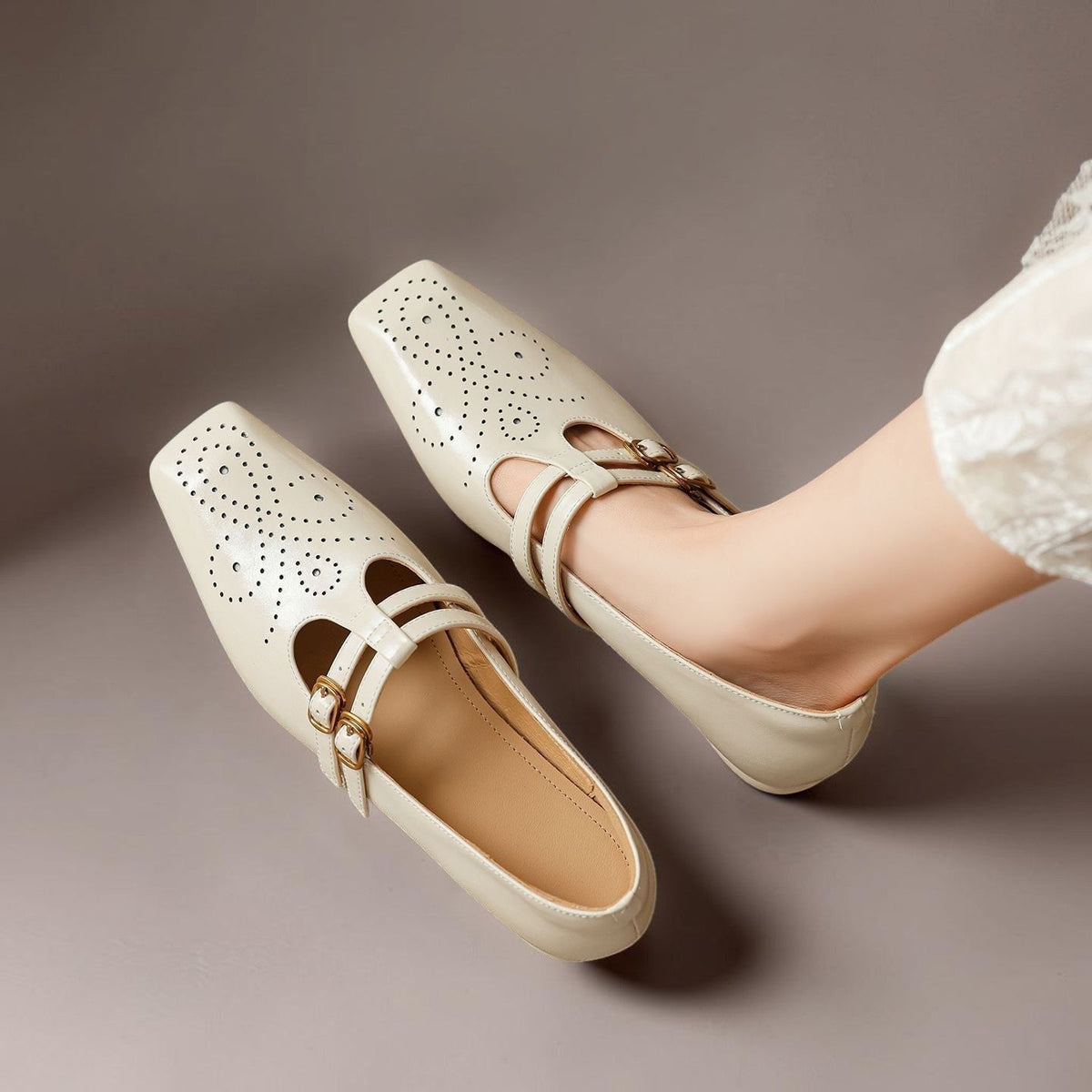 Marisol | Escarpin Mary Jane brogue à double bride