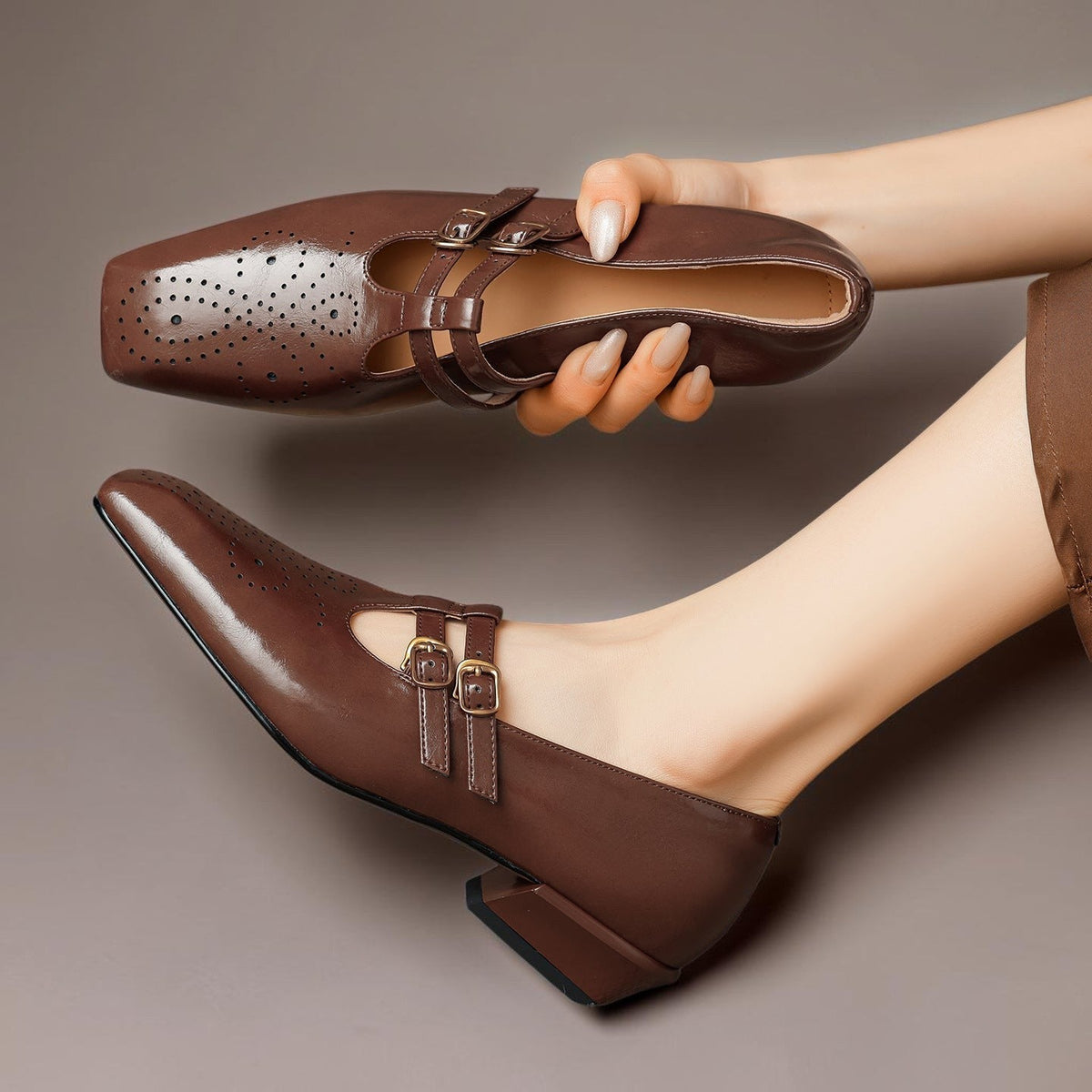 Marisol | Escarpin Mary Jane brogue à double bride